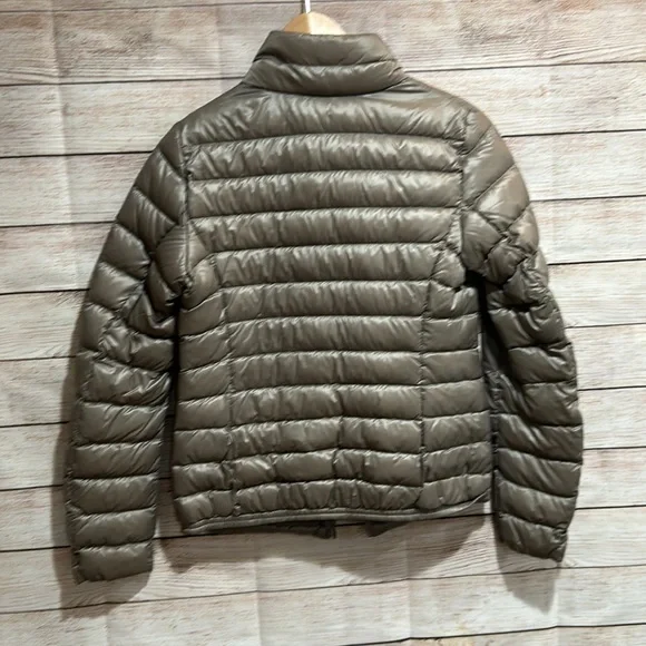 Jacket - Picture 4 of 4